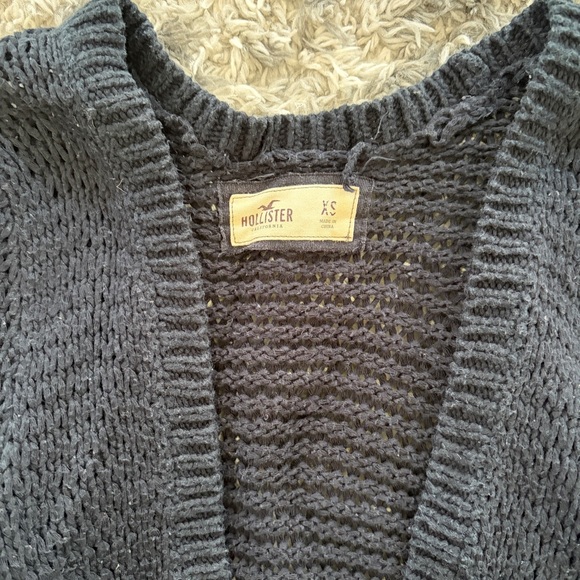 Hollister Cozy Navy Blue Knit Cardigan - Picture 2 of 2
